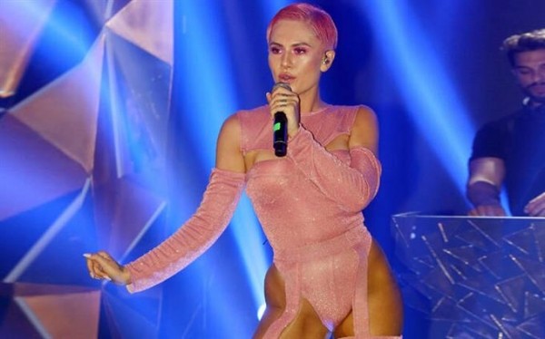 Элена Цагрину выступит на Евровидении Элена Цагрину выступит на Евровидении