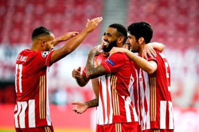 Футбольный «Олимпиакос» узнал соперника по плей-офф Лиги Европы Футбольный «Олимпиакос» узнал соперника по плей-офф Лиги Европы