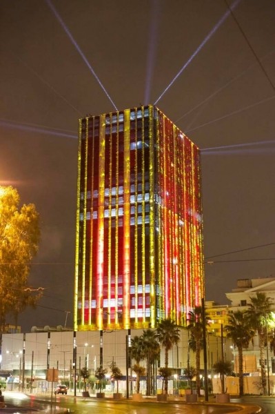 Афины надели праздничный наряд (фото, видео) Афины надели праздничный наряд (фото, видео)