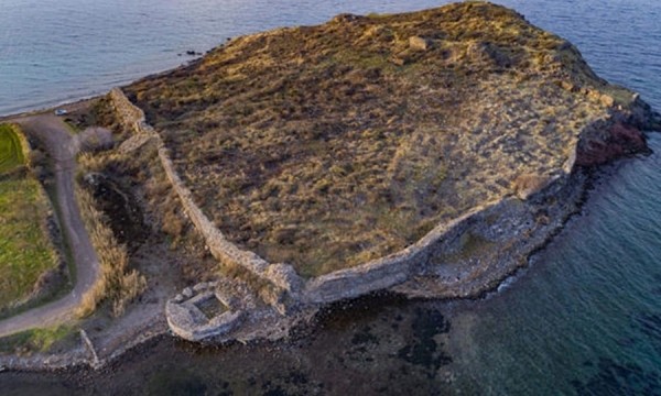 Артефакты VII века до нашей эры найдены на археологических раскопках Лесбоса Артефакты VII века до нашей эры найдены на археологических раскопках Лесбоса