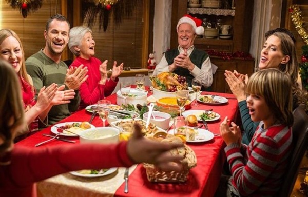 Сколько человек могут встретить Рождество вместе? Сколько человек могут встретить Рождество вместе?